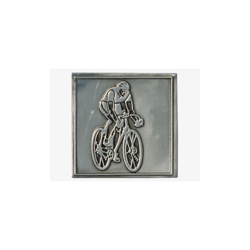 Tinnen etiket 'Fietser', vierkant, metaal, zilver Tinnen etiket 'Fietser', vierkant, metaal, zilver