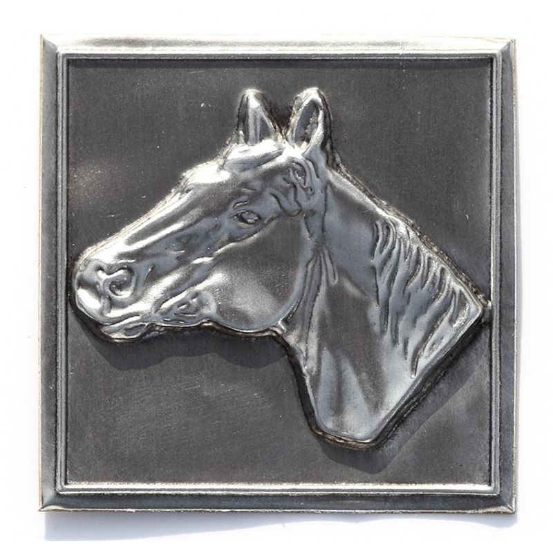 Tinnen etiket 'Paard', vierkant, metaal, zilver Tinnen etiket 'Paard', vierkant, metaal, zilver