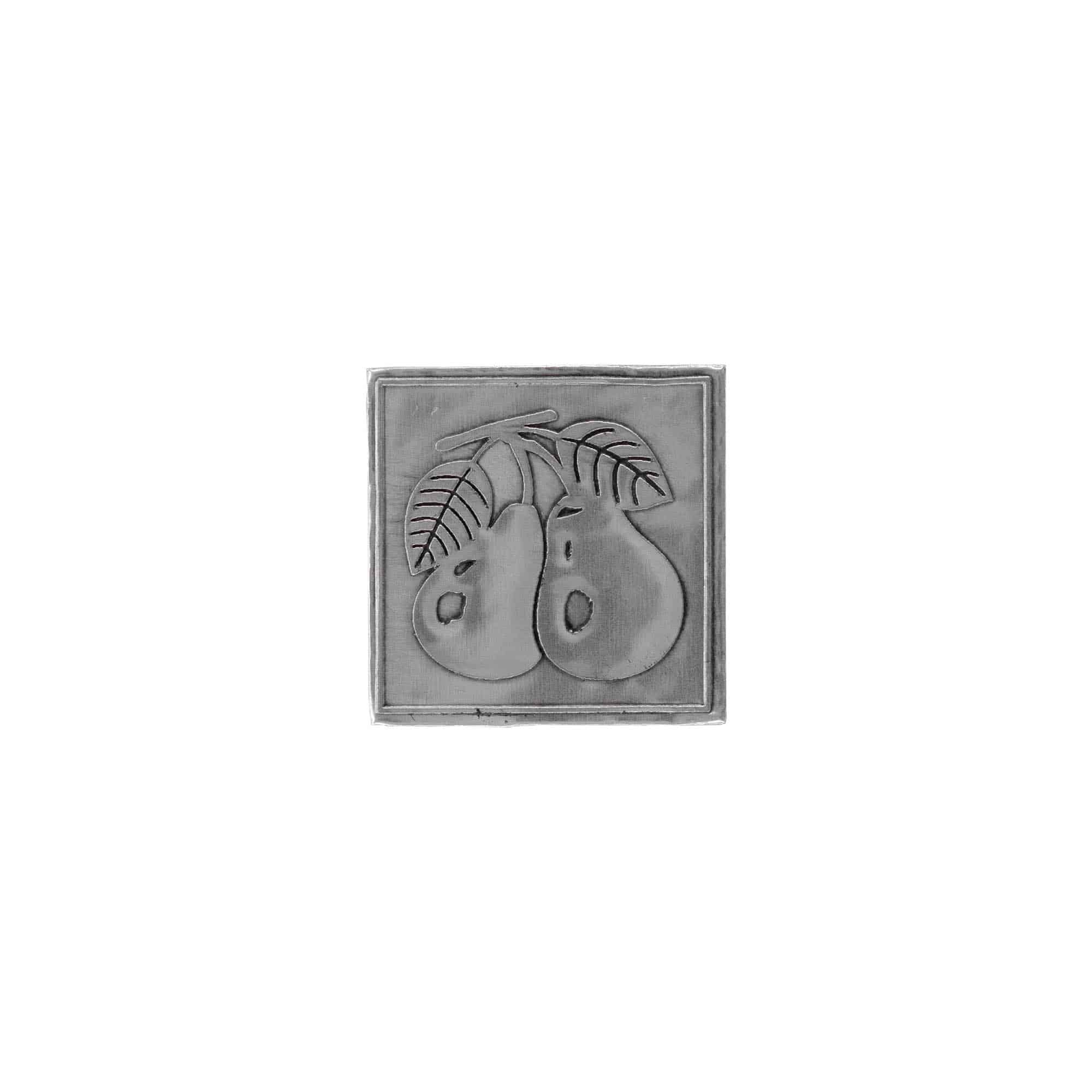 Tinnen etiket 'Peer', vierkant, metaal, zilver Tinnen etiket 'Peer', vierkant, metaal, zilver